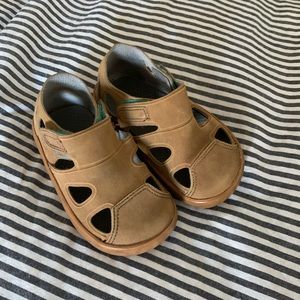 Ten Little sandals size 5